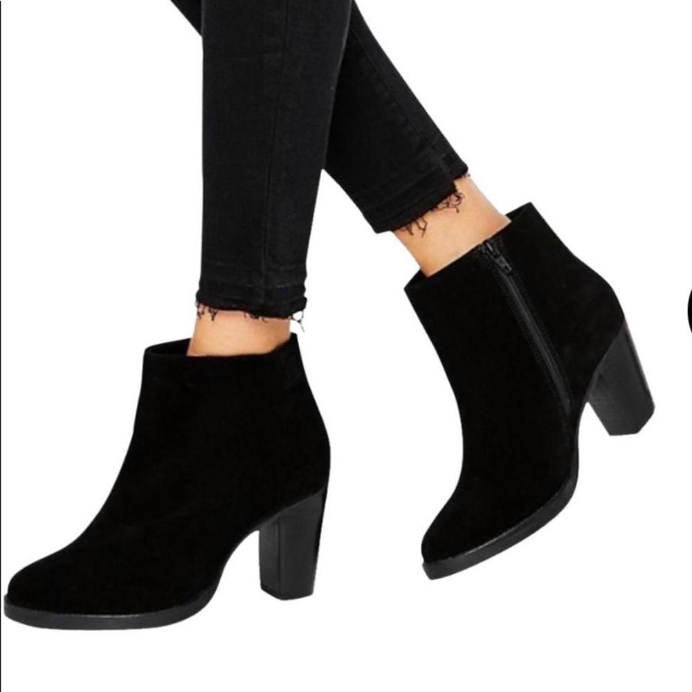 Old Navy Faux Suede Ankle Booties